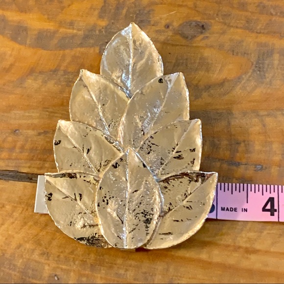 Vintage 1980’s Mimi Di Ni Golden Leaf Buckle - Picture 7 of 9